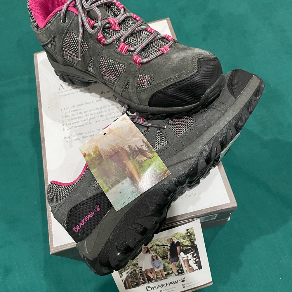 BearPaw Women's Charcoal and Fuchsia Athletic Shoes New size 9